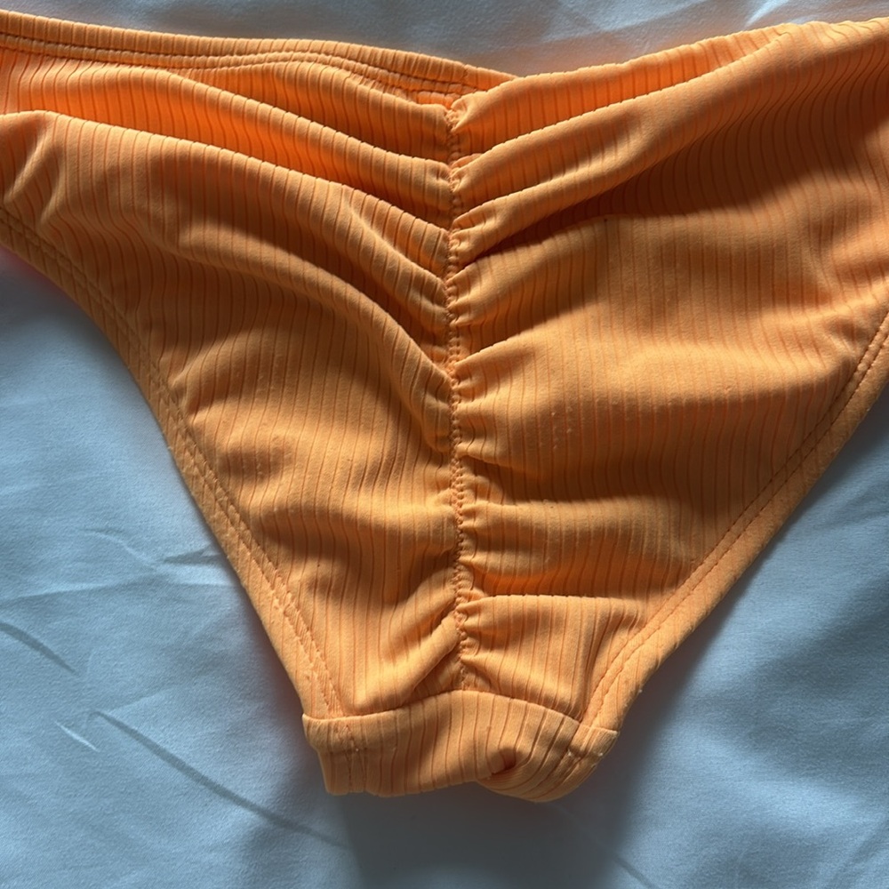 Bright Orange Ribbed Bikini Set - Picture 9 of 13